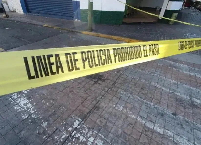 Cinta de policía cubriendo la zona del ataque armado. Foto: El Sol de Hermosillo.