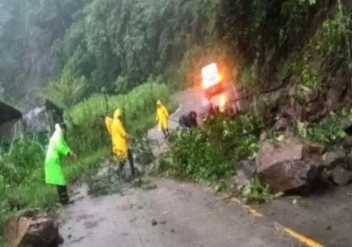 Los daños que han dejado la tormenta tropical Chris en Veracruz. Foto: MSN.