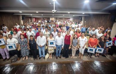 Segey fortalece educación en Yucatán con entrega de computadoras