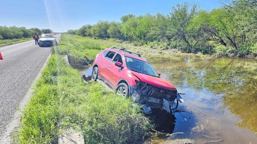 Guardia Estatal apoya a lesionado por accidente en Padilla