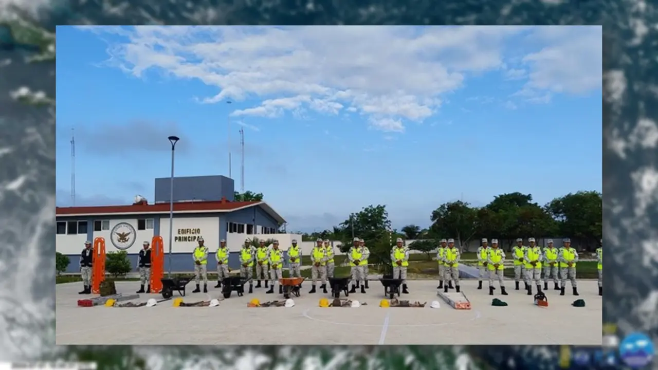 Los elementos se encuentran listos para intervenir como fuerza de reacción y apoyo Foto: Cortesía