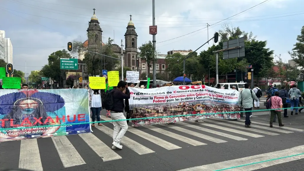 Comunidades indígenas bloquea Izazaga, piden entrega de viviendas