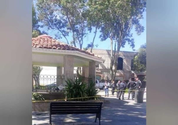 Toluca: Encuentran hombre sin vida en kiosko de San Antonio Buenavista