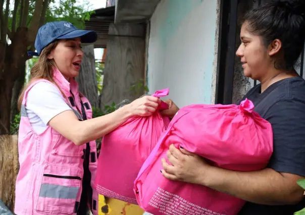 Continúa DIF Monterrey con entrega de apoyos a afectados por lluvias