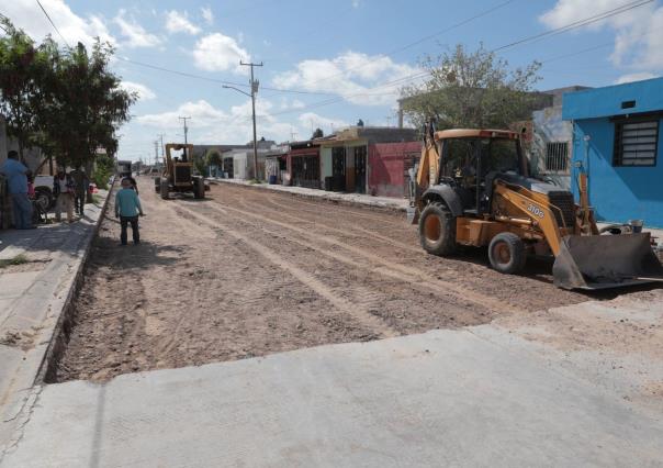 Rescatan calles en Villas de San Miguel