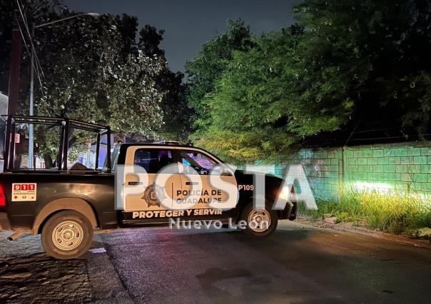 Balean a guardia de seguridad en la colonia Infonavit La Joya