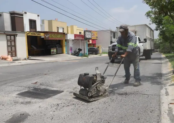 Gobierno de García mejora calles y avenidas dañadas por Alberto