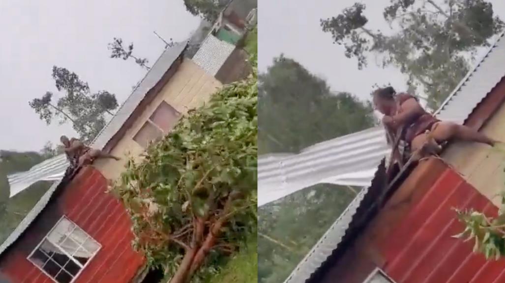 Mujer se aferra al techo de su casa durante huracán Beryl en Jamaica (VIDEO)