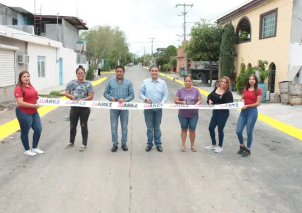 Paco Treviño cumple con obras de pavimentación en colonias de Juárez