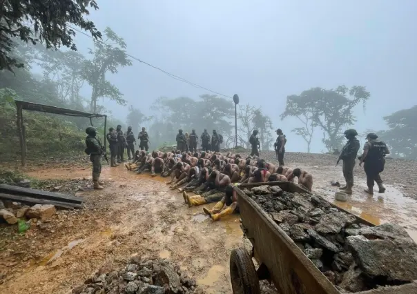 Rescatan a más de 40 personas secuestradas en una mina en Ecuador