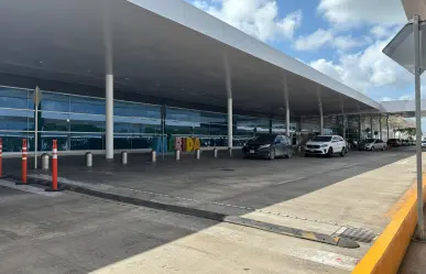 Se cierra el Aeropuerto Internacional de Mérida por el huracán Beryl