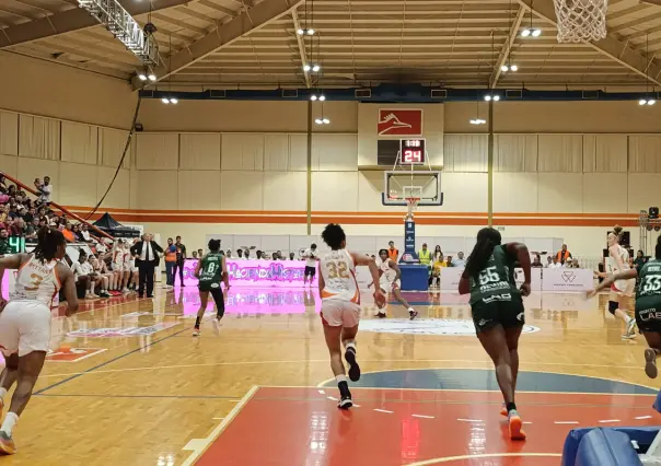 Basquetbol: Vence Correcaminos femenil a Santas del Potosí