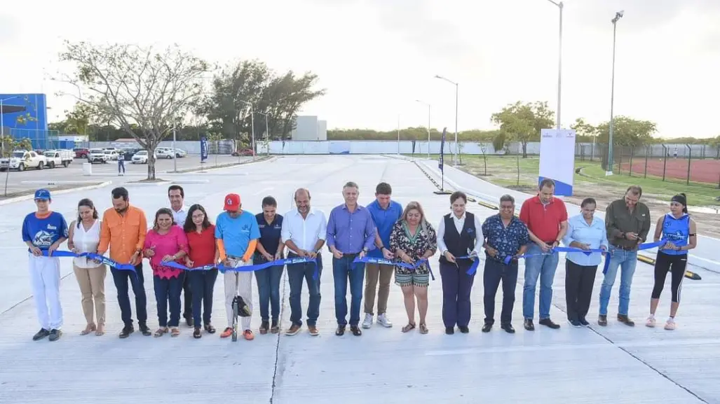 Chucho Nader Inaugura Estacionamiento en Acceso Sur de la Ciudad Deportiva