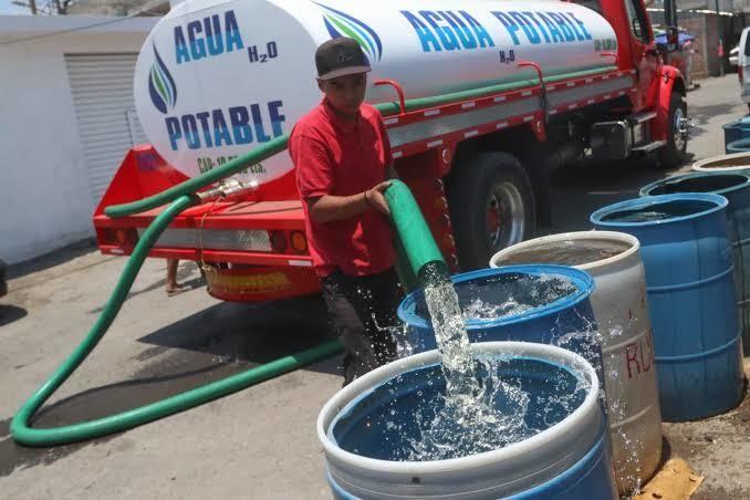 CDMX y EdoMex lo más perjudicados por el mercado negro de pipas de agua