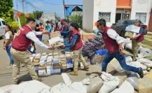 Chalco: Reciben apoyos afectados por inundaciones