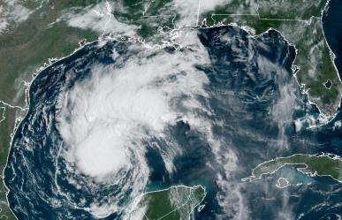Beryl amenaza las costas de Texas tras pasar por la Península de Yucatán