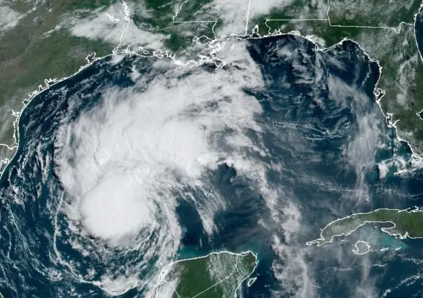 Beryl amenaza las costas de Texas tras pasar por la Península de Yucatán