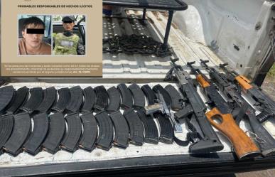 Caen tres integrantes del CJNG, rescatan a dos secuestrados (VIDEO)