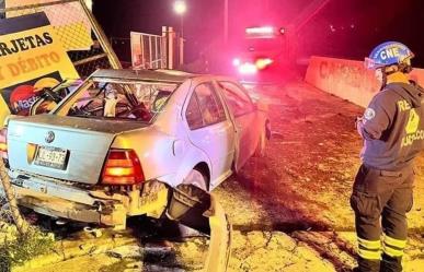 Automovilista ileso tras colisión en carretera Atlacomulco
