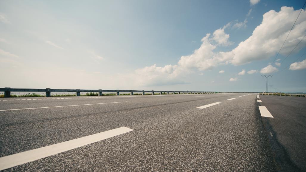 Cierran parcialmente circulación en carretera Saltillo-Torreón