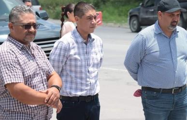 Intensifica Paco Treviño labores de bacheo en Juárez, Nuevo León