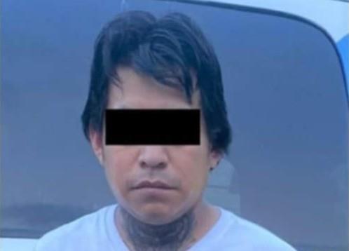 Leyver Manuel H después de ser detenido por los policías municipales. Foto: Policía de Monterrey.