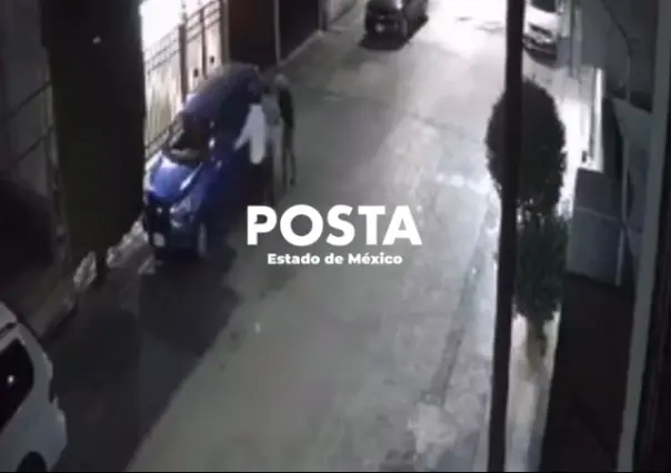 Echaba novio; le roban su carro en Cuautitlán Izcalli (VIDEO)