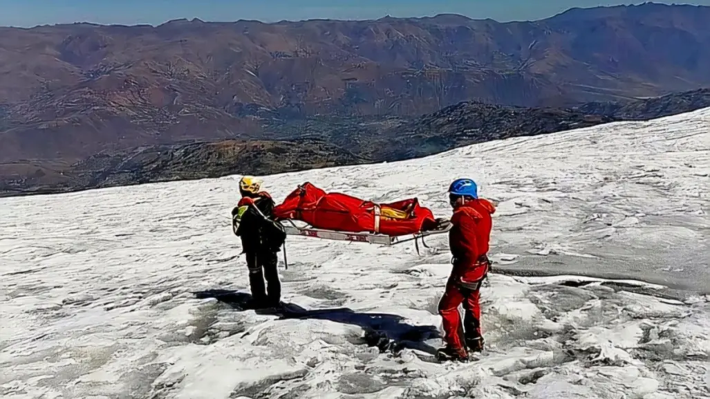 Hallan cuerpo momificado de un hombre que murió hace 22 años en nevado Huascarán