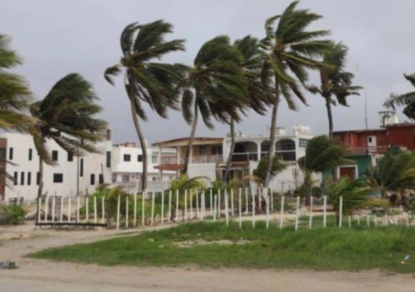 Intensas lluvias en Chiapas causan derrumbes y desbordamientos