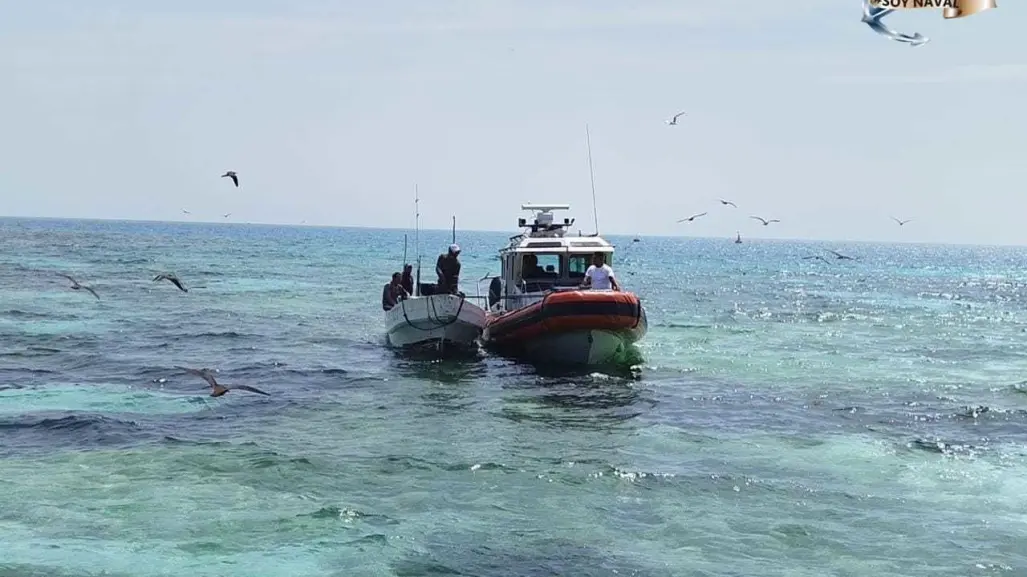 Tripulantes del Dayrely son rescatados tras tres días a la deriva