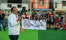 Inaugura Andrés Mijes canchas en Parque Lineal Las Torres de Escobedo