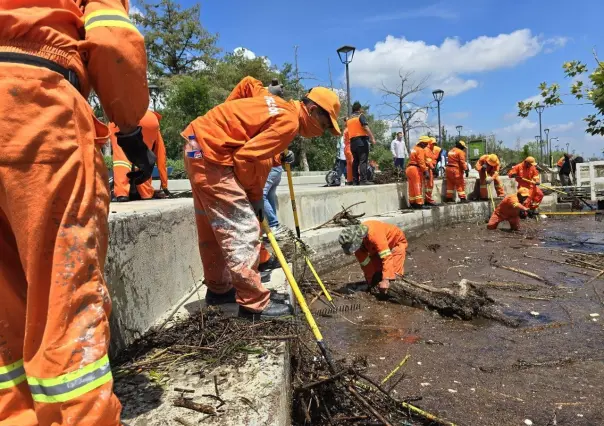 Brigadas de LimpiaLeón apoyan a damnificados en Nuevo León