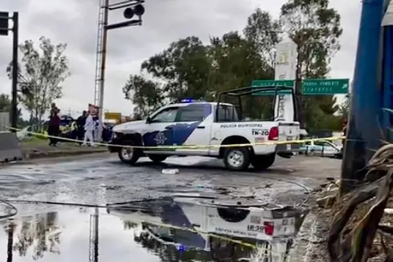 Protesta en Nezahualcóyotl por olor a combustible tras incendio