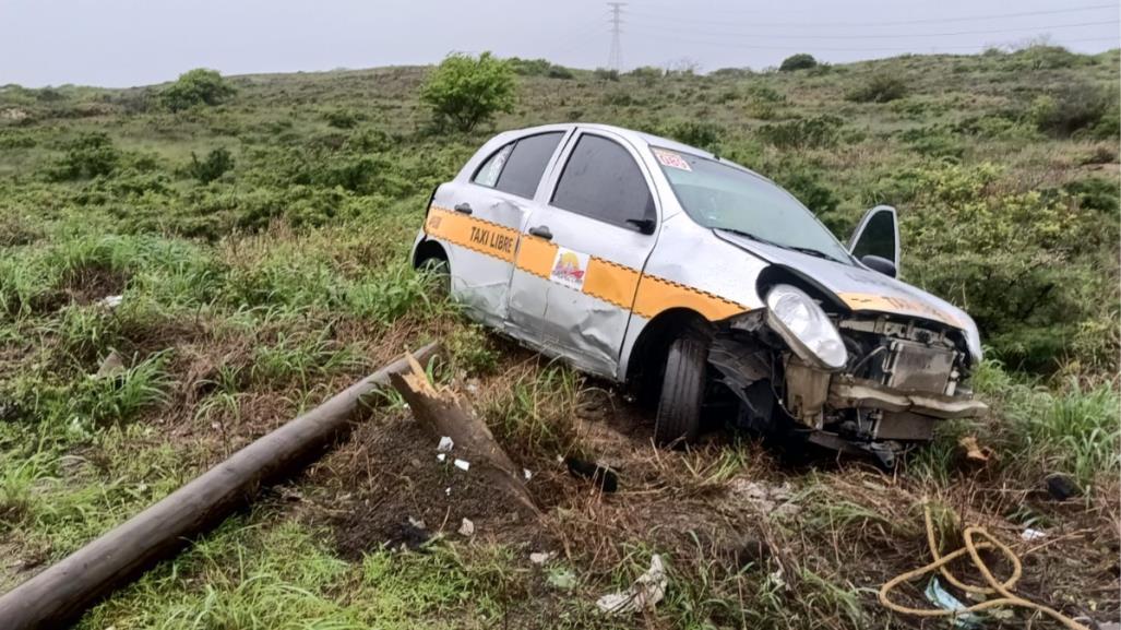 Cafre al volante se sale del camino en Altamira