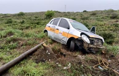 Cafre al volante se sale del camino en Altamira