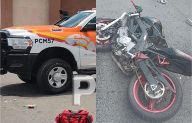 Se estrella y muere motociclista en Monterrey