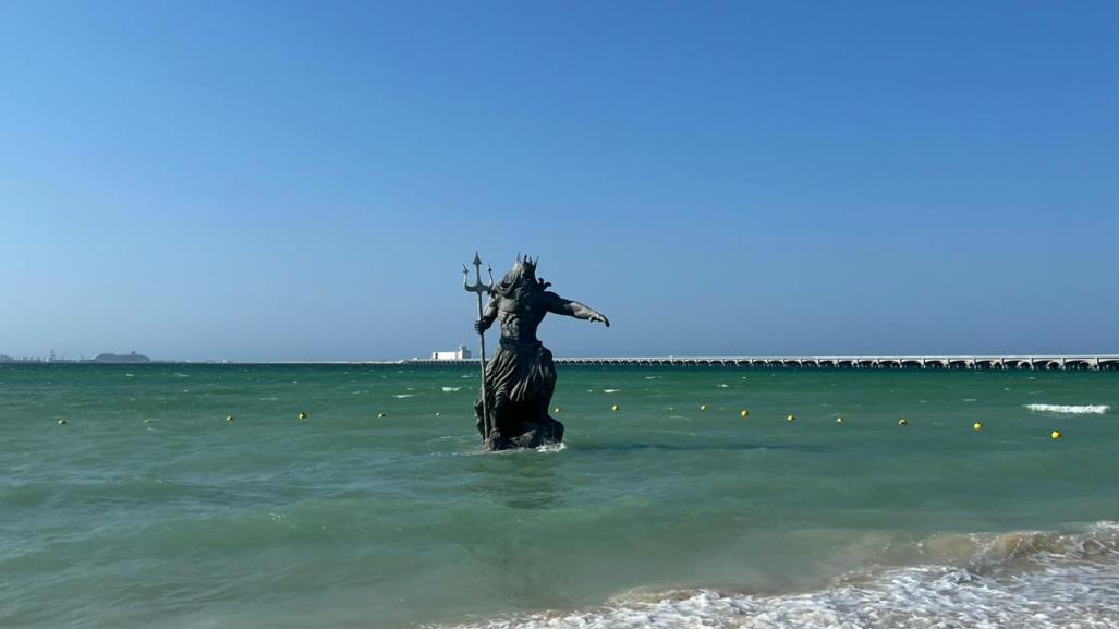 ¡Profepa clausura estatua de Poseidón en Progreso!