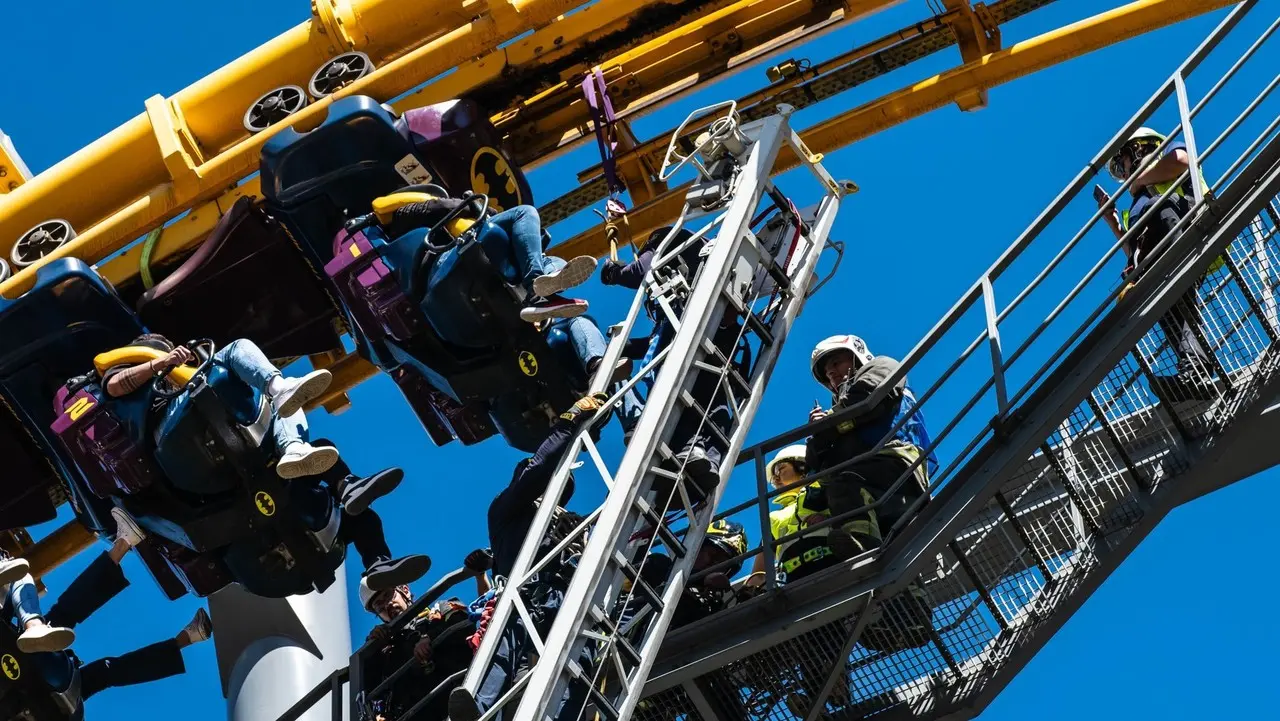 Juego mecánico de Six Flags. Foto: @SixFlagsMexico