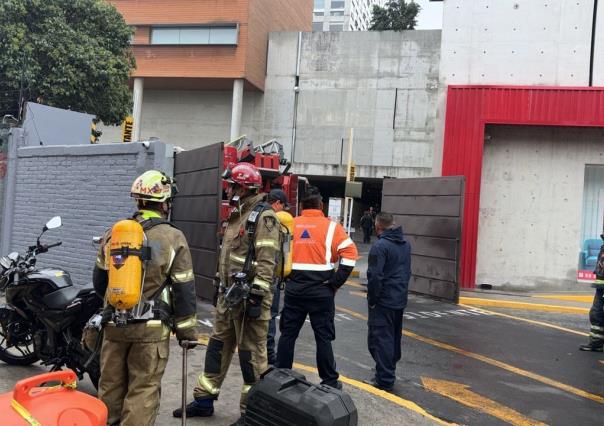 Corto circuito provoca incendio en Puerta Jardín: 10 personas atendidas