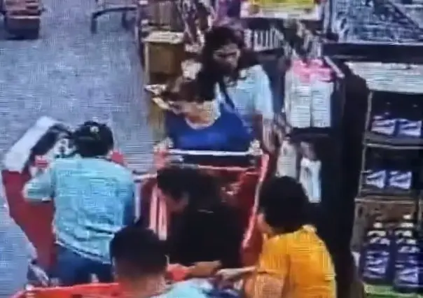 ¡Cuida tus bolsillos! Así roban la cartera en supermercado de San Pedro