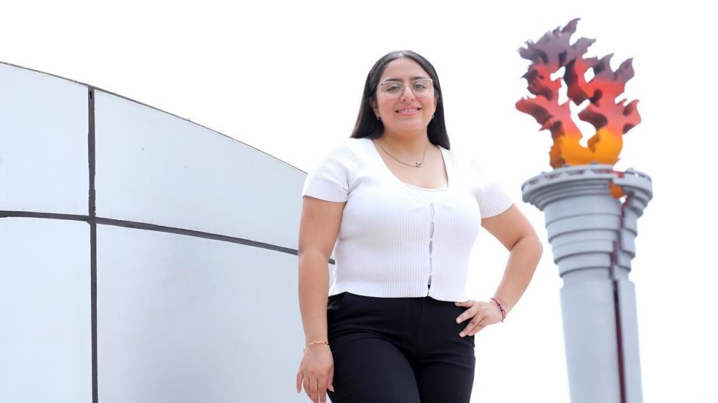 Representará la alumna Cinthia Elizabeth Valenzuela a la UANL en la NASA