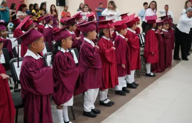 Graduan 100 niños de Centros de Atención Comunitaria