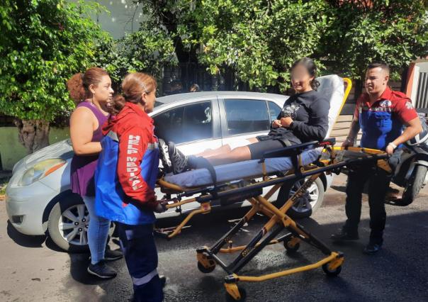 Accidente entre automovilista y ciclista en Iztapalapa deja una persona herida