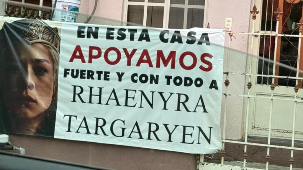 Familia en Monterrey muestra su apoyo a Rhaenyra Targaryen