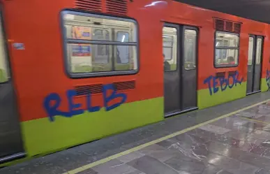 #VIDEO: Pintan grafitis en vagones de la Línea 3 del Metro CDMX