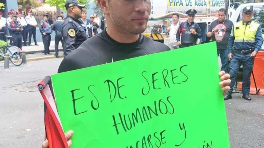 Policía de Luna Bella: Es de humanos equivocarse, PERDÓN y lo tunden