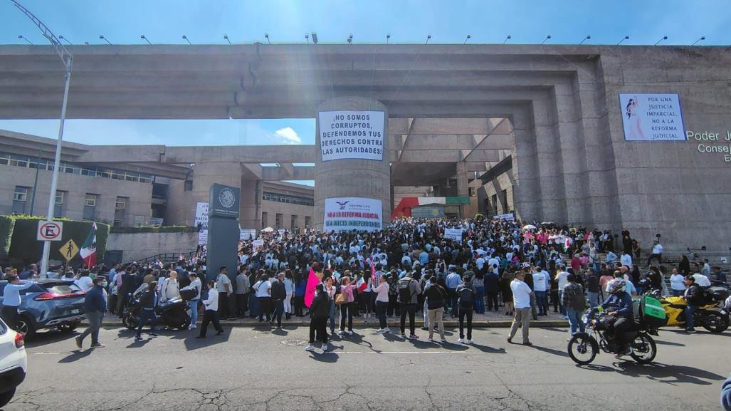 Protestan trabajadores de Poder Judicial vs voto propuesto por el Ejecutivo