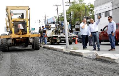 Andrés Mijes refuerza mantenimiento integral de vialidades en Escobedo