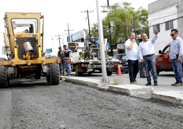 Andrés Mijes refuerza mantenimiento integral de vialidades en Escobedo