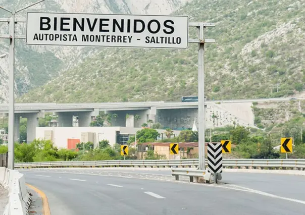 Reducen carril de alta velocidad en carretera Monterrey Saltillo por trabajos